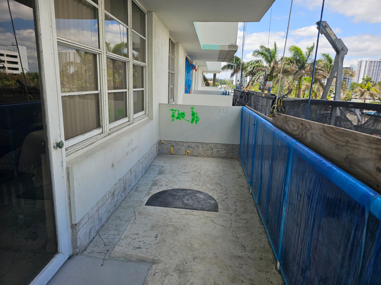 Balcony restoration before repair