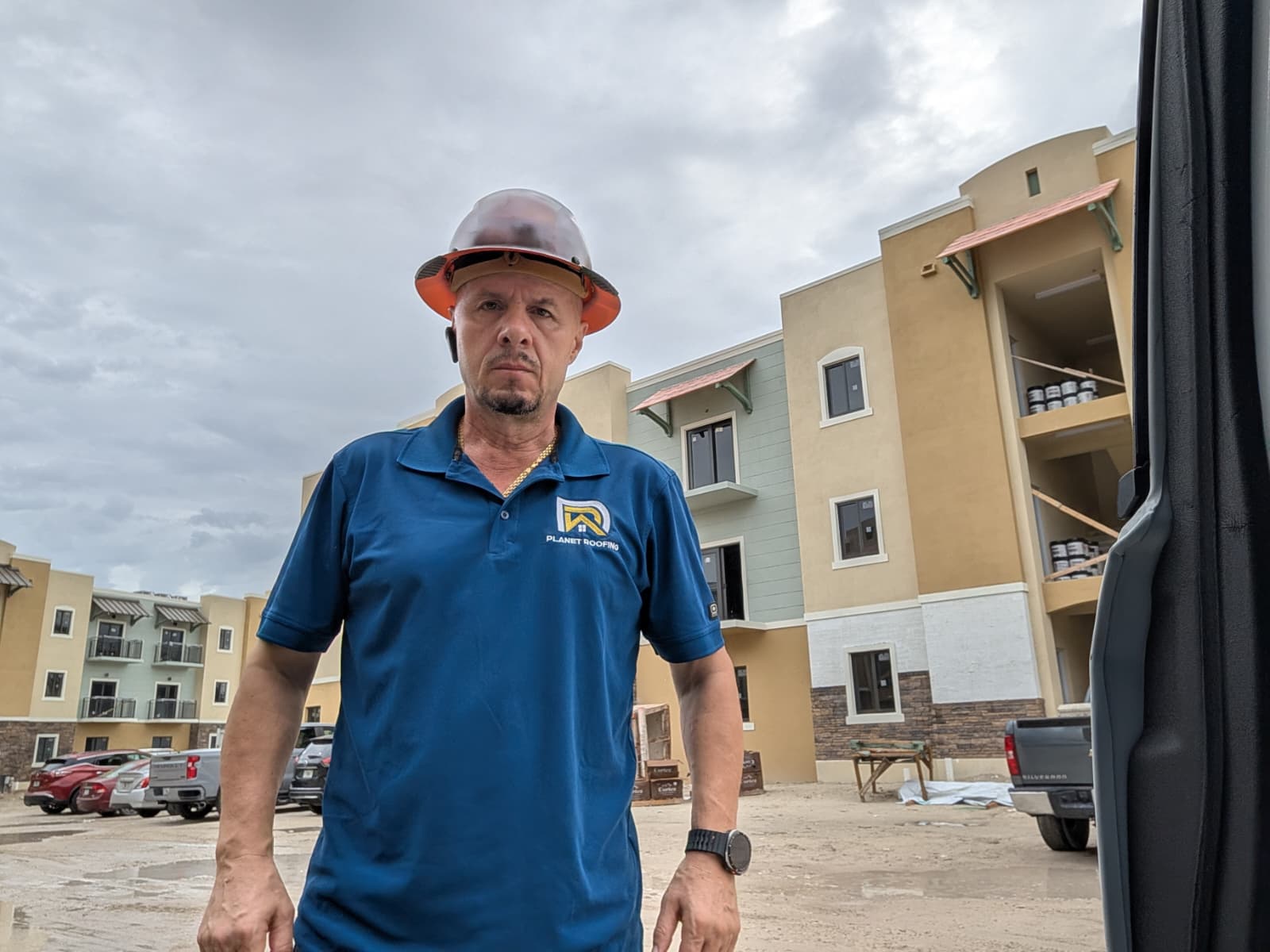 Building restoration contractor team